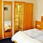 Hotel Kreuz 3*