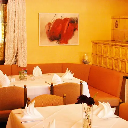 Kreuz Hotel 3*