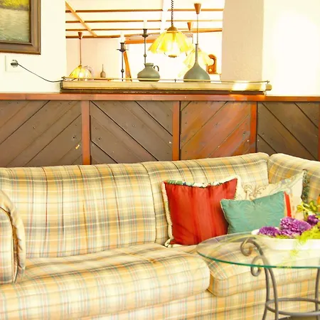 Kreuz מלון באד בוכאו